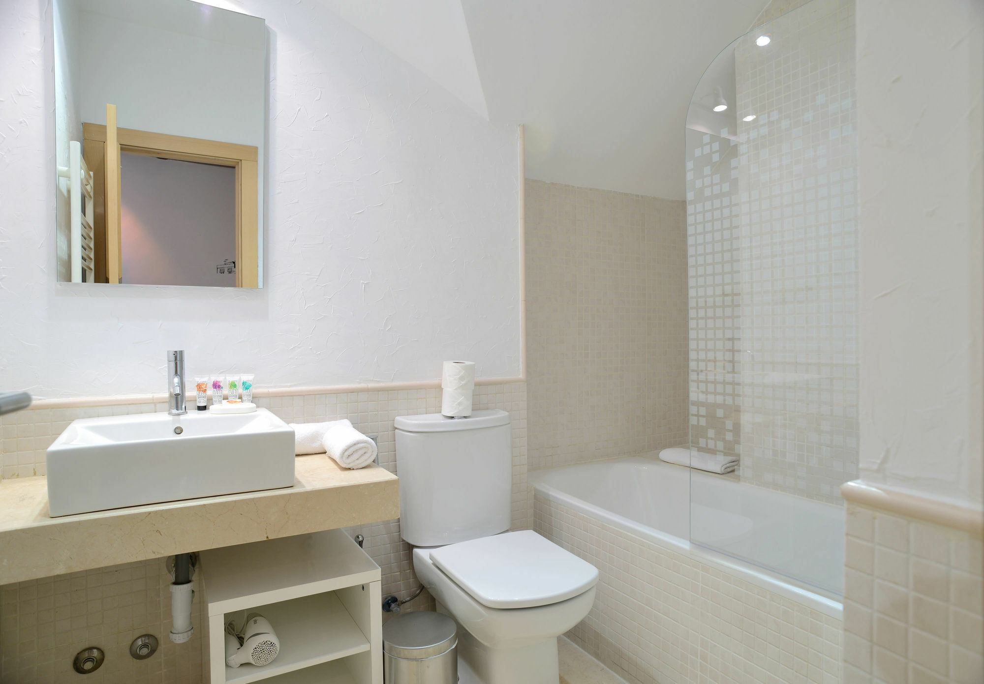 Aspasios San Mateo Boutique Apartamento *